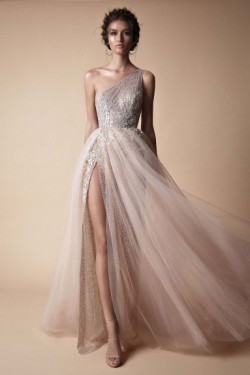 alwayssaltymiracle:  Berta Fall/Winter 2018 Bridal Couture  Love this