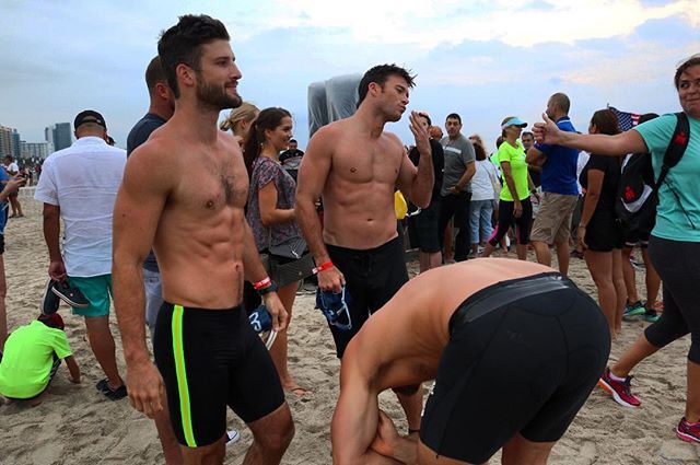 moodycactus:    _parker_young_: Pre-Race kisses and stretching. Yes Geoff duct taped