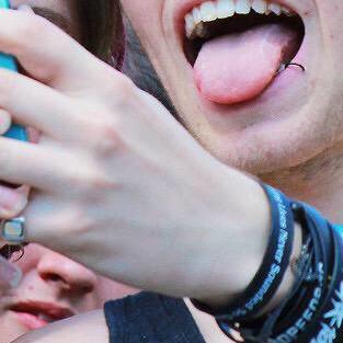 lucas-is-mine: LUKE HEMMINGS + HANDS GET AWAY FROM ME DIRTY TOUGHTS. NOT TODAY SATAN.