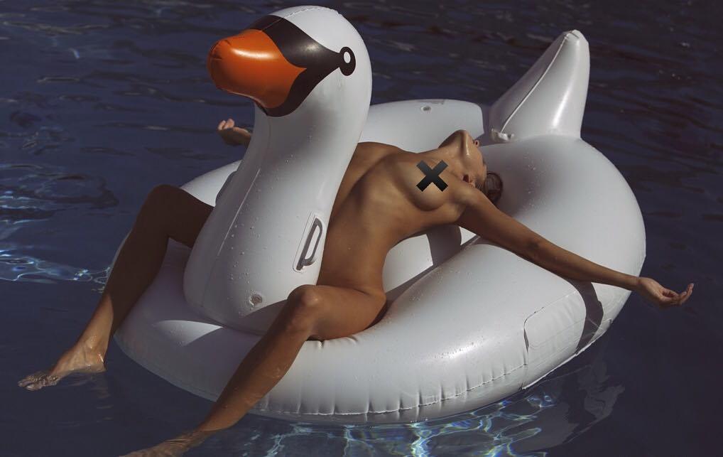 Be the swan. | 📷- @malonemiami | @iamdmoda @dmodaguide by miss_alyssaarce