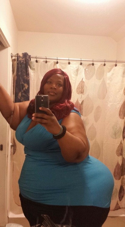 superman10111: curvywomanlova: Super curvy extra wide hips huge assSsbbw PerfectionAdmin 5 Wow