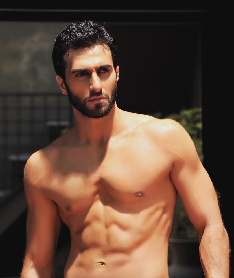 sexypakistaniactors:Emmad Irfani