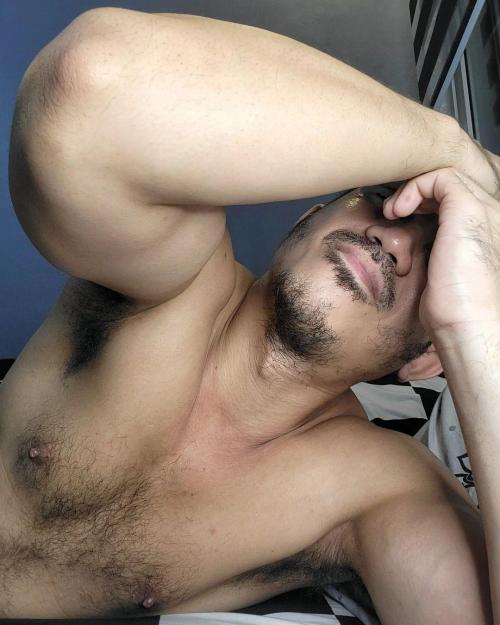 https://64.media.tumblr.com/b45d4a9672920da3f43e7a551bf44797/9db8f6acbf740af6-b8/s500x750/a94983bfc94549cf0f9e1fb3832011d27286c2dc.jpg