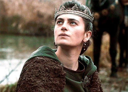 Queen Æthelflæd Of Mercia In 5.01 Of The Last Kingdom. 👑