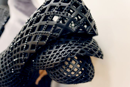 devidsketchbook:FIRST 3D-PRINTED DRESS MADE FOR DITA VON TEESE BY FRANCIS BITONTIFrancis Bitonti Stu