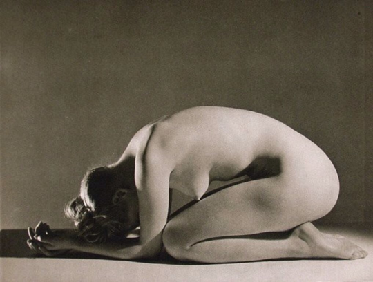 herliege:  herliege:   There is beauty in…. It could be said that submission cannot be a gift, since a submissive cannot give away what is an integral part of them. I tend to agree with that argument. (Let’s be clear, I do not believe in taking without