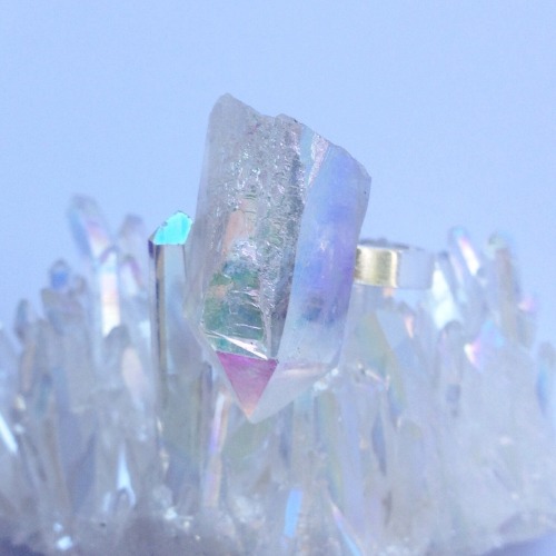 flow-fairy:  one of a kind ~ sterling silver angel aura quartz crystal ring from shopdreamclub.com <3 