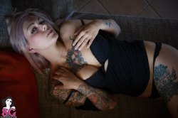 sglovexxx:  Ultima Suicide in Weapon 