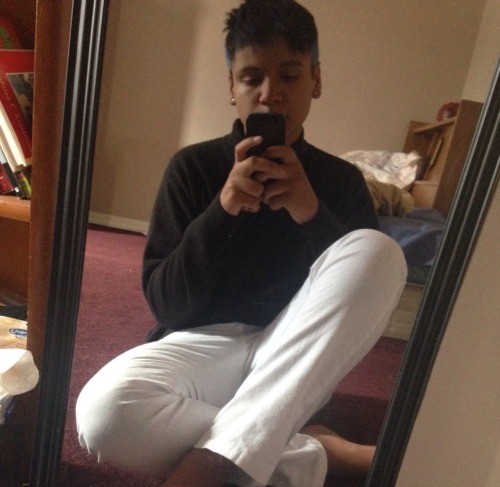 dead-and-deceased: Bad mood selfies