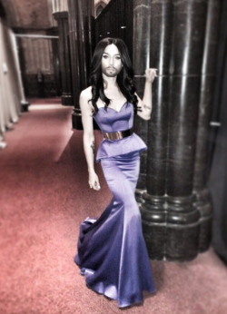 dragqueengalore:Conchita Shows Off Her Petite Figure  The curves in this dress are everything.