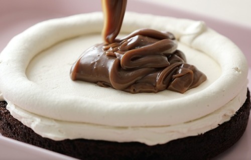 sweetoothgirl:Mocca Dream Cake