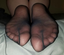 Obsessed with womens feet