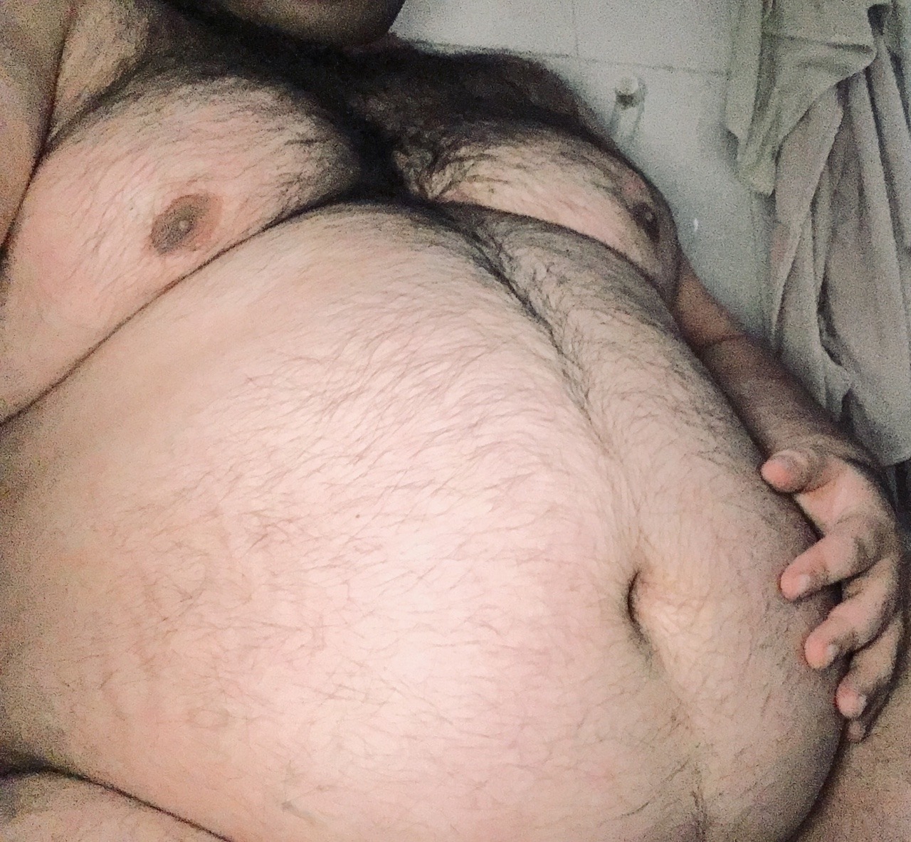 lightboy90:  #tummy_tuesday 😱🎈