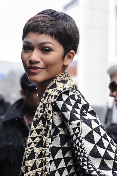 Zendaya Shuts Down Haters Who Criticize Her Hair In The Best Way Possible