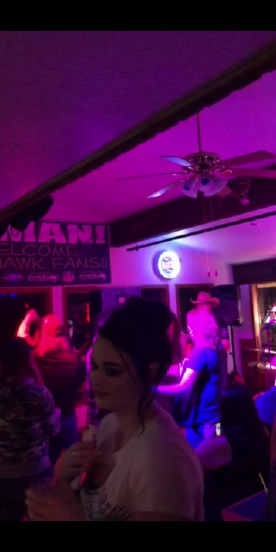 heyhayfay:  mossyoakmaster:  Little video of my buddy singing a song he wrote about