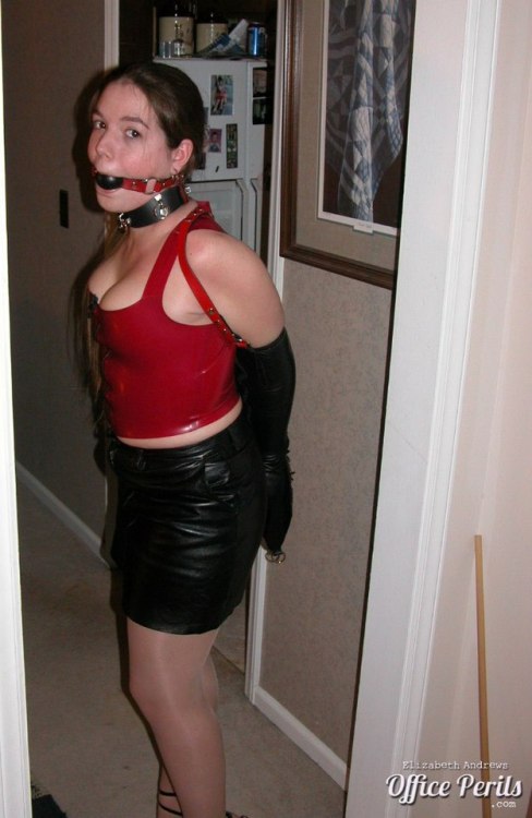 wdas644:Back when she went by Cara Mia, is Elizabeth Andrews
