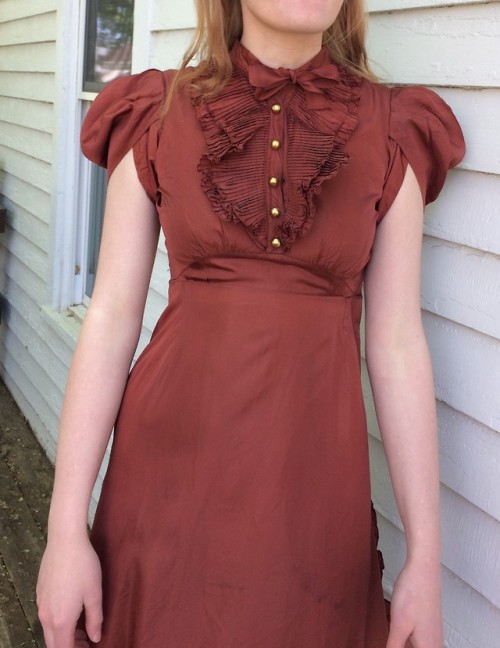 Vintage 30s Jean Carol Original Model Long Formal Gown! https://www.etsy.com/listing/601952324/30s-j