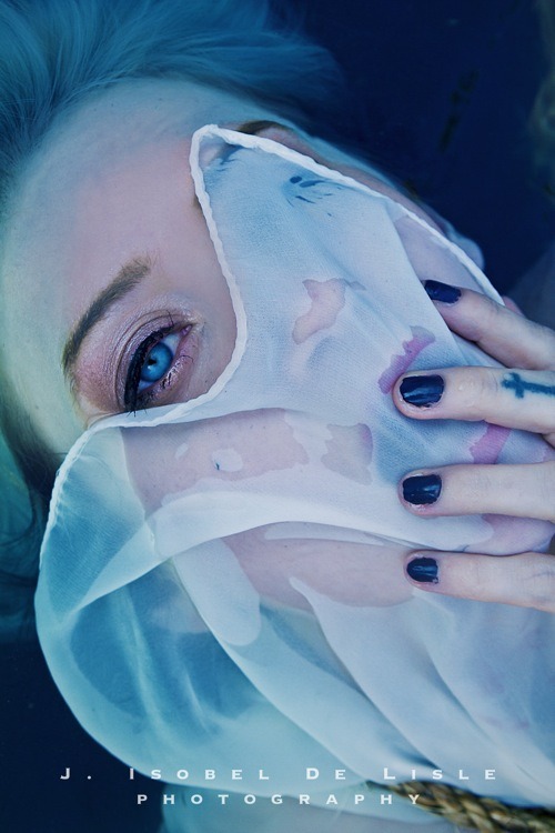 jisobeldelisle:  &ldquo;the poison is the cure sometimes&rdquo; AshaLo©