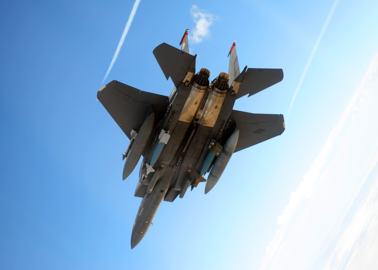rocketumbl:  F-15E 
