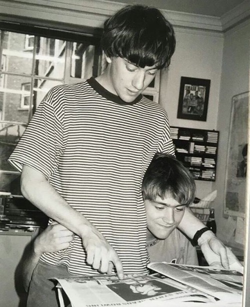 damonalbarnisperfect:Damon Albarn and Graham Coxon of Blur at Food Records office, 1990.Photo by Pol