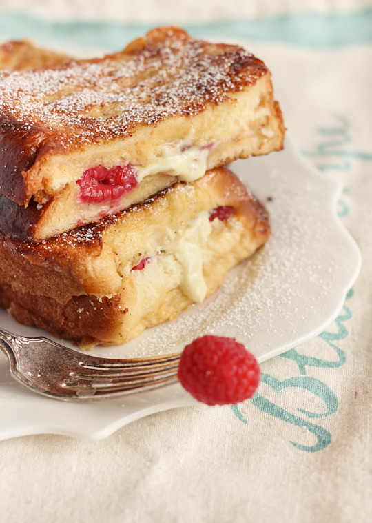 tastebones:  white chocolate raspberry french toast  