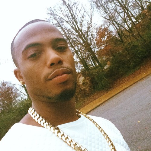 seeker310: xbigxdaddix:  shetalton49:  Yo  Daddy!!  Kings POWERFUL GREAT muscles hot handsome i wann