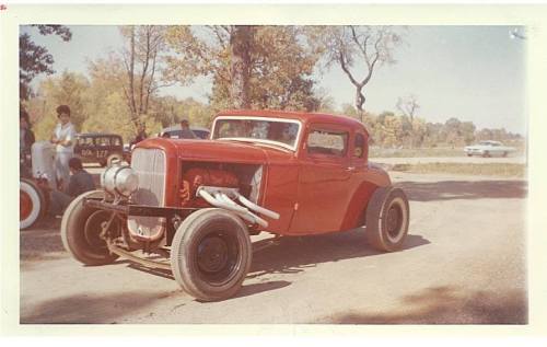 morbidrodz:  A blog filled with vintage cars, hot rods, and kustoms