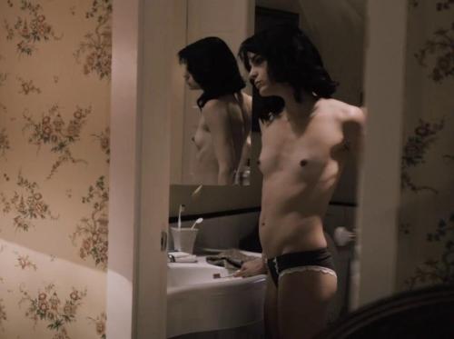 nudecelebsblog:  Selma Blair Nude