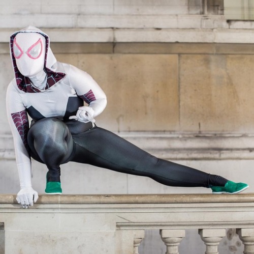 “%$#& yeah, I got the power of ‘Murica! ”: @alucard_photography #spiderwoman #