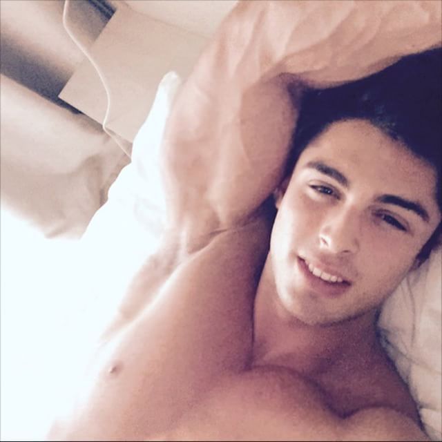 beautifulyoungmuscle:  Feel like shooting a big creamy load? David Lurs is here to