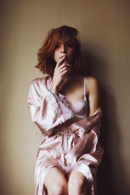 swiftbeat:  Lauryn Holmquist (by Kayla Varley)