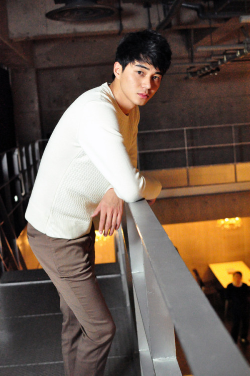 east-asia-guys:  한국게이  tumblr