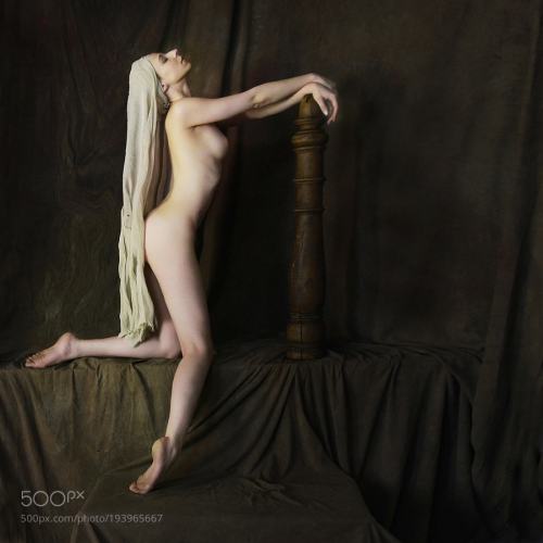 omgchoppedgoateedinosaurfan:anna by rainermgillessen