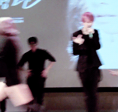 jelleu:  Zelo performing Vintage at Song Jieun’s showcase  