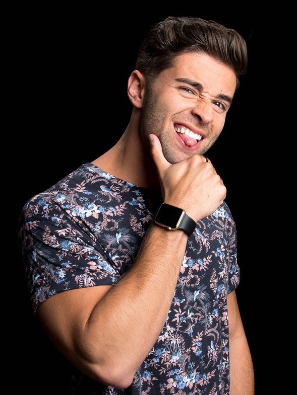 vjbrendan:    Jake Miller Promoting his Overnight Tour in New York City  http://www.vjbrendan.com/2017/04/jake-miller-promoting-his-overnight.html