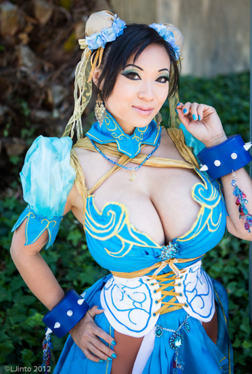 Yaya Han as Chun-Li