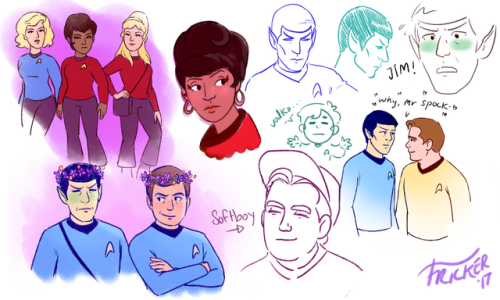 frickinart:  trek doodle dump! because what else am i gonna draw when im rewatching tos for the nth 