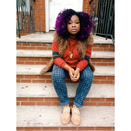 myuntamedmind:dyehardblackhair:fckyeahprettyafricans:Nigeriaig africancreature#submission*Her hair t