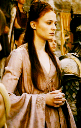  Sansa often clasps her hands together when she’s anxious, in a defensive gesture
