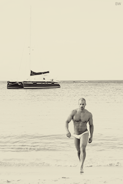 maleros:   THE EROS MALE: Going ashore: for