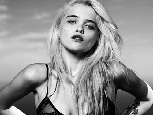 Sky ferreira topless