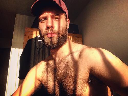 beardburnme:  “🌞” by @a_l_p_90 on Instagram http://ift.tt/1R0Q3z2