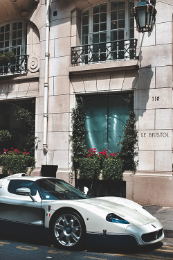billionaired:  Maserati MC12 by Rémi Bonnal