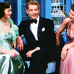 pickurselfup:  Danny Kaye with Gene Tierney in On the Riviera (1951).  ♫ Ballin’