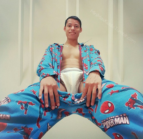 minimaxkiddo: Wearing my big boy pajamas is soo cool ^^