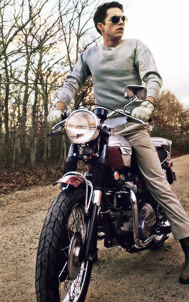 yikesbucky:   favorite sebastian’s  (✿ ♥‿♥)  4/10 favorite photoshoots