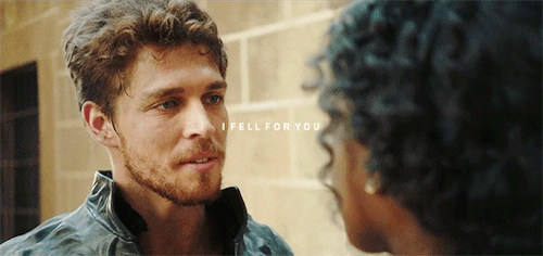 definitelyoneoftheguys:“But the picking out, the choosing. Don’t ever think I fell for you, or fell 