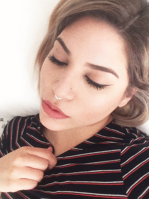 aliciaaadani:anaisdevora:  Lame  prettiest