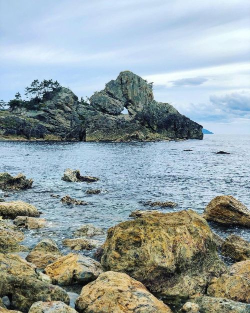 曽々木海岸・窓岩 [ 石川県輪島市 ] Sosogi Coast (Madoiwa), Wajima, Ishikawa の写真・記事を更新しました。 ーー“能登平家の里”のもう一つの #国指定名勝 