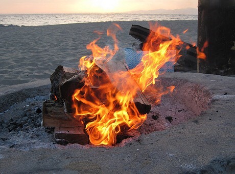 Beach BonFire, cheers to a nice evening 👌🏽